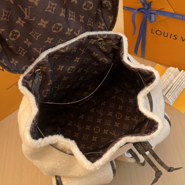 Lambskin double-shoulder bag - Image 6