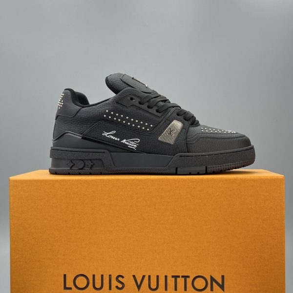 LV Trainer casual sports shoes