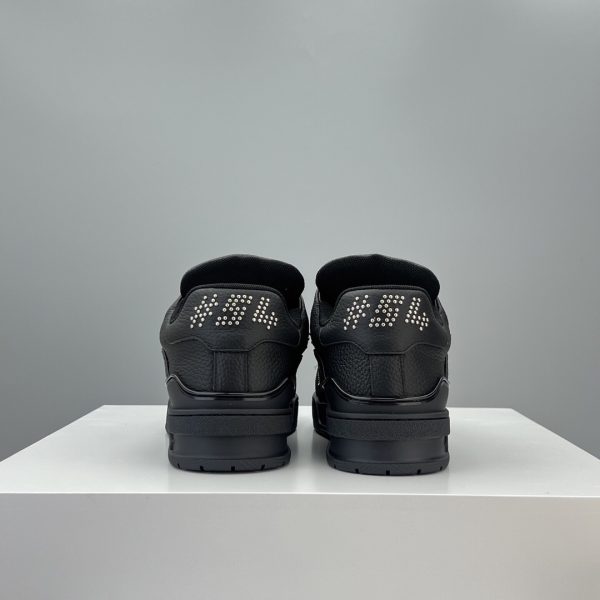 LV Trainer casual sports shoes - Image 2
