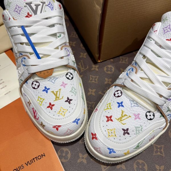 LV New show collection - Image 4