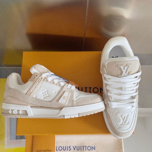 LV Leisure sports shoes