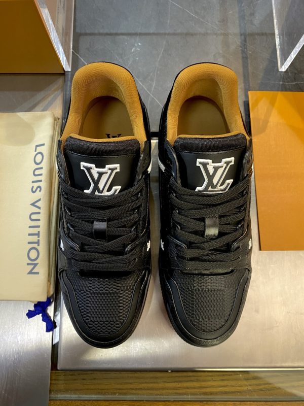 LV  Football culture sneaker - Image 3