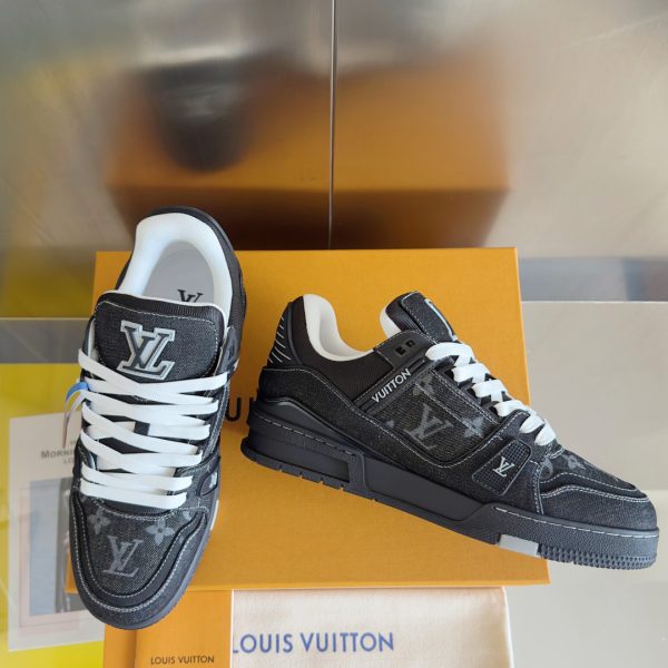 LV Casual sports shoes - Image 3