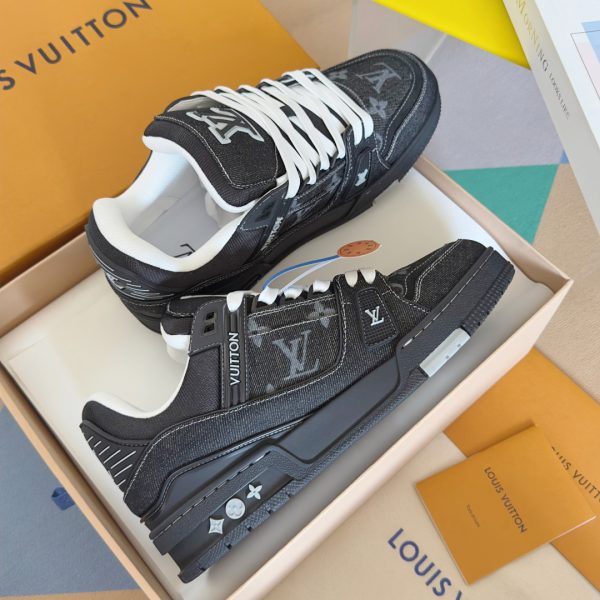 LV Casual sports shoes - Image 4