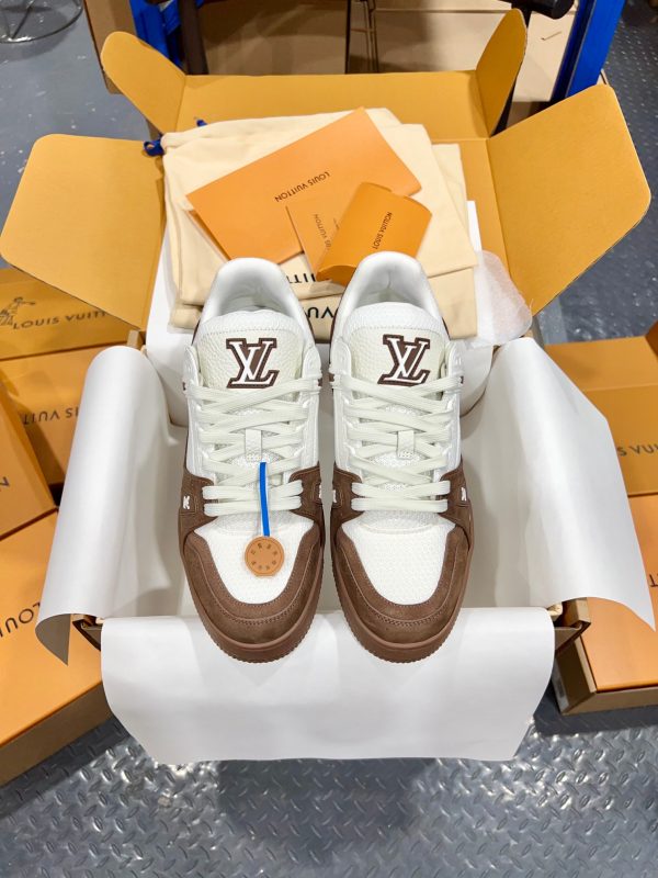 LV Double-syllable white brown sports shoes - Image 2