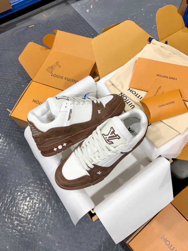 LV Double-syllable white brown sports shoes - Image 5