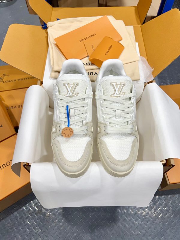 LV Double-Syllable White Apricot Sports Shoes