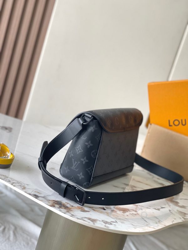 Postman bag M12681 in grey color - Image 2