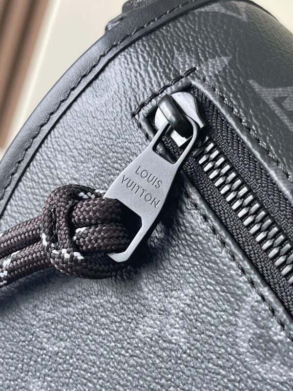 Postman bag M12681 in grey color - Image 5
