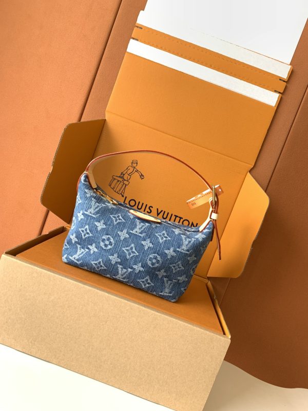 HILLS POCHETTE Handbag