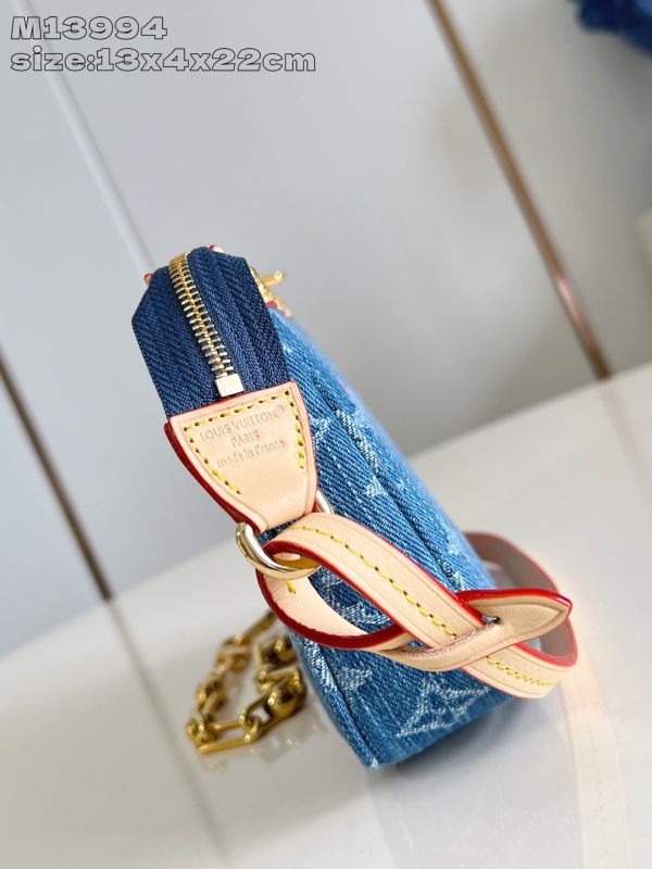 Pochette Accessoires handbag - Image 4