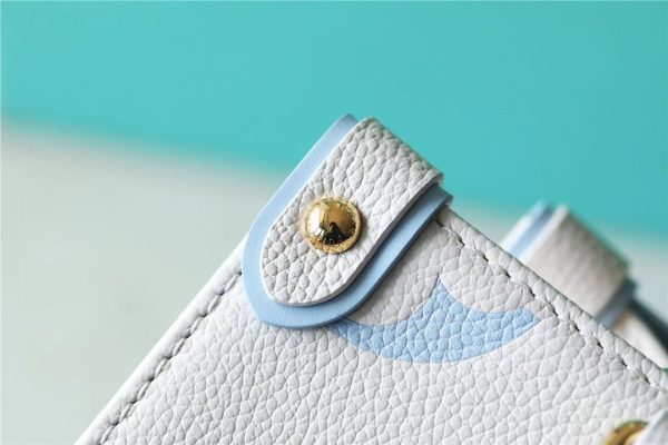 M46833 white M45653 white embossed version - Image 5