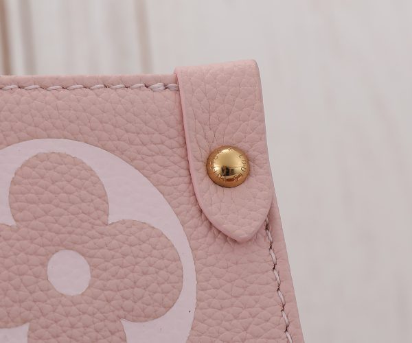 OnTheGo Medium Handbag - Image 4