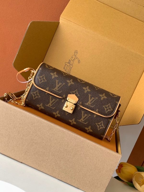POCHETTE CAMILLE Handbag M1356