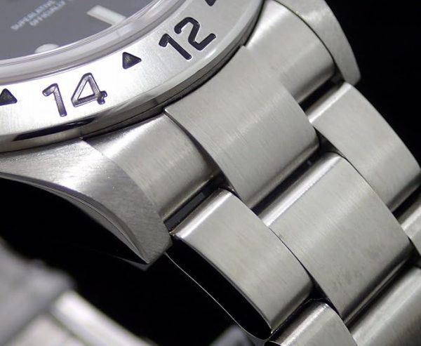 Rolex Oyster Perpetual Explorer II Steel Mens Watch 16570 - Image 3