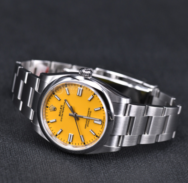 Rolex Oyster Perpetual series M124300-0004 wristwatch - Image 2