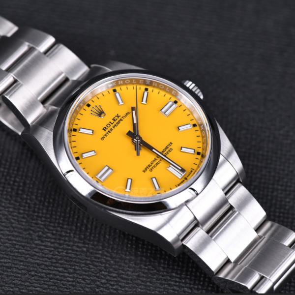 Rolex Oyster Perpetual series M124300-0004 wristwatch