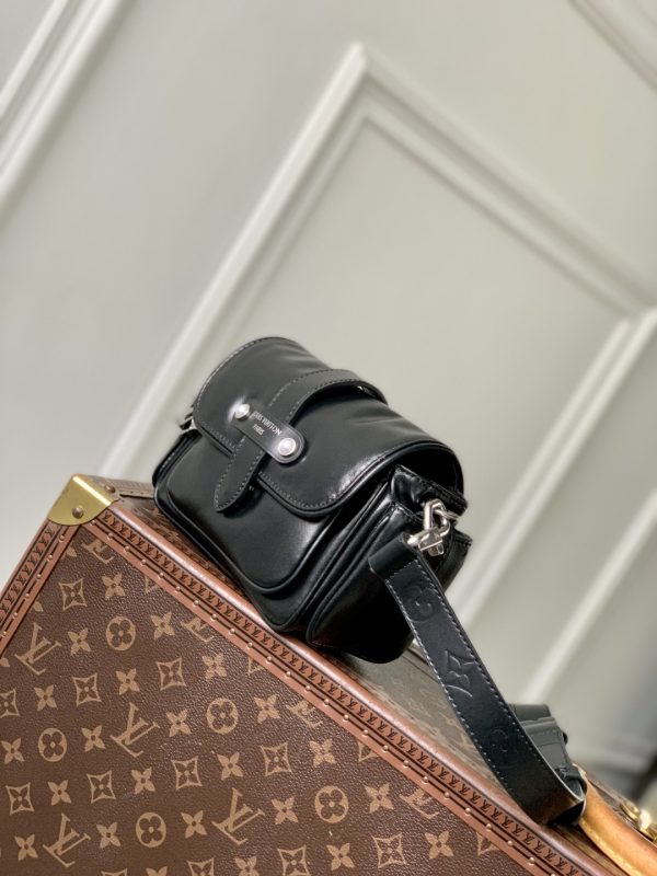 Model M13989 Cargo Mini Handbag - Image 2