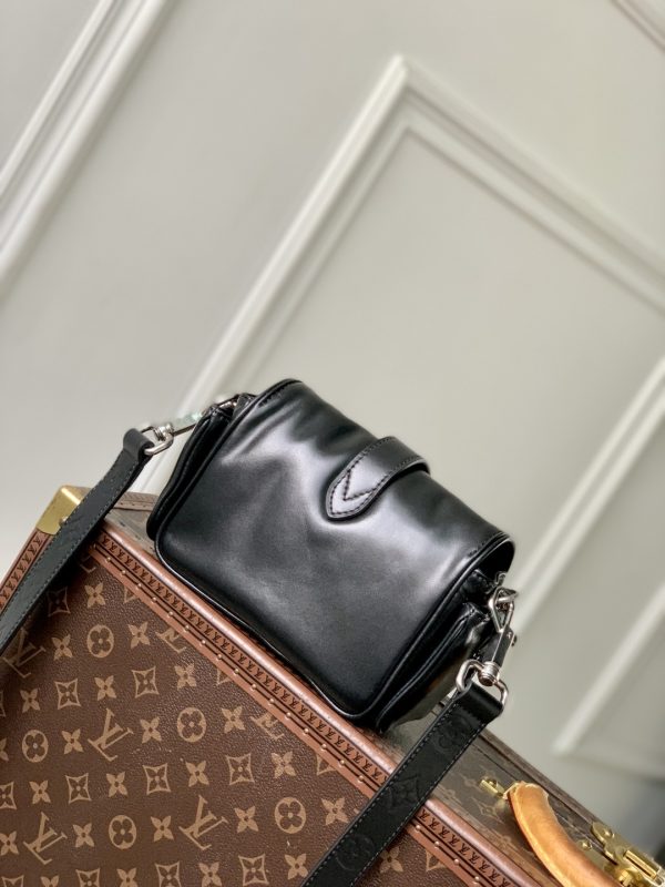 Model M13989 Cargo Mini Handbag - Image 3