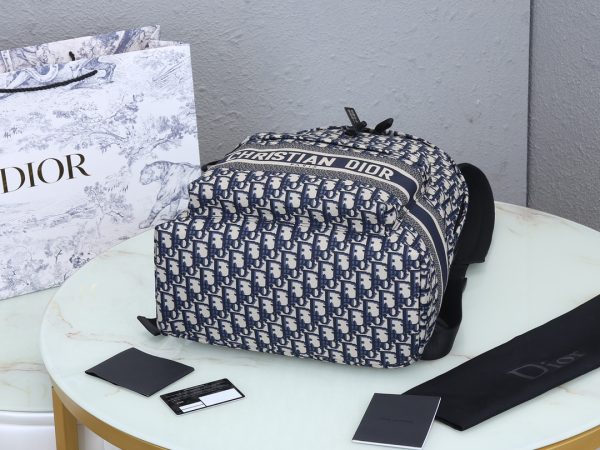 Printed blue tech canvas backpack for double-shoulder carrying - Image 3