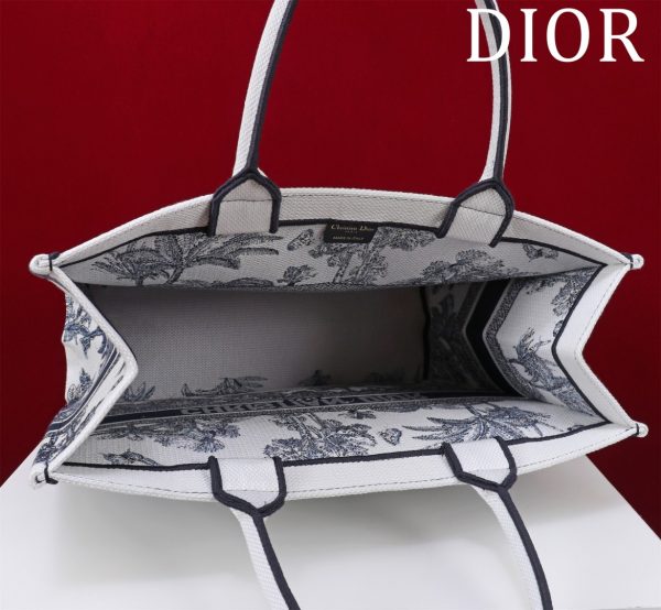 Dior Book Tote - Almond Tree Medium Size - Image 4
