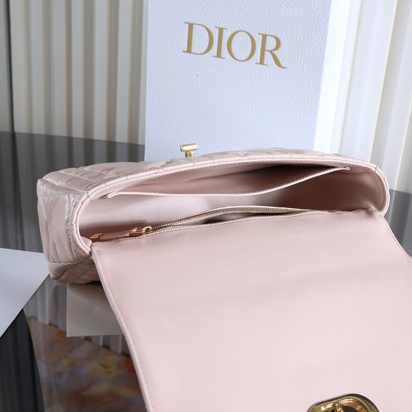 Soft Caro handbag Pink - Image 5