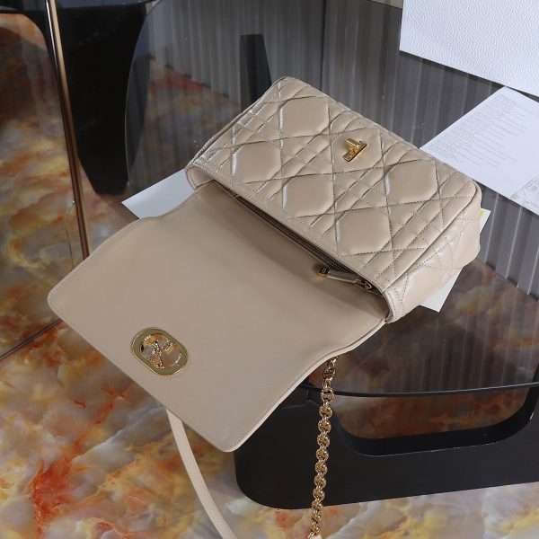 Soft Caro handbag Beige - Image 4