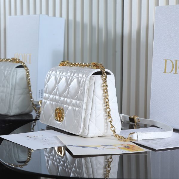 Soft Caro handbag white - Image 3