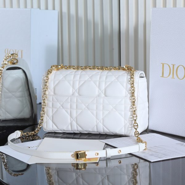 Soft Caro handbag white - Image 4