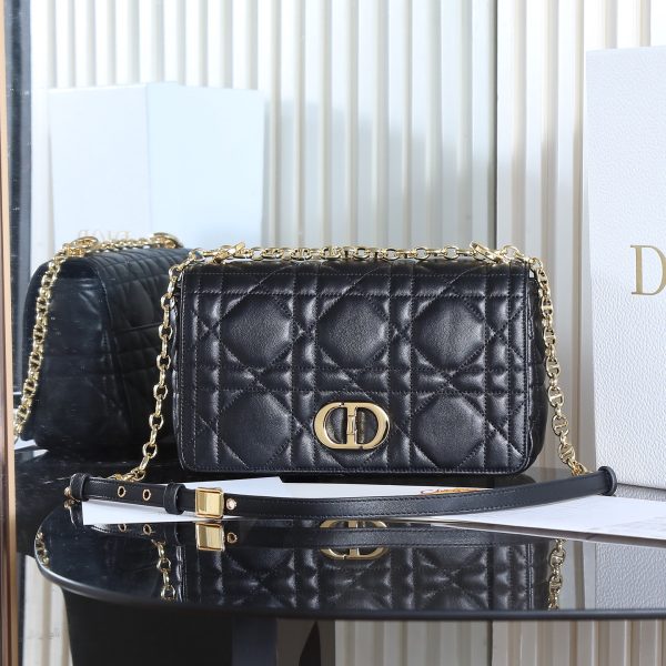 Soft Caro handbag black