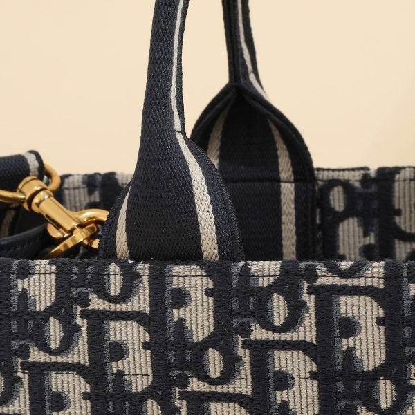 book tote - tote bag - Image 3
