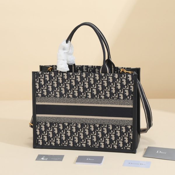 book tote - tote bag - Image 5
