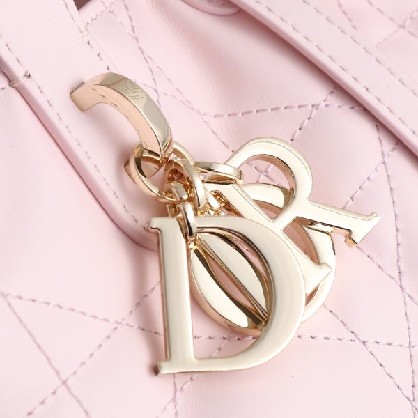 M2836 Pink Shopping Basket - Image 4