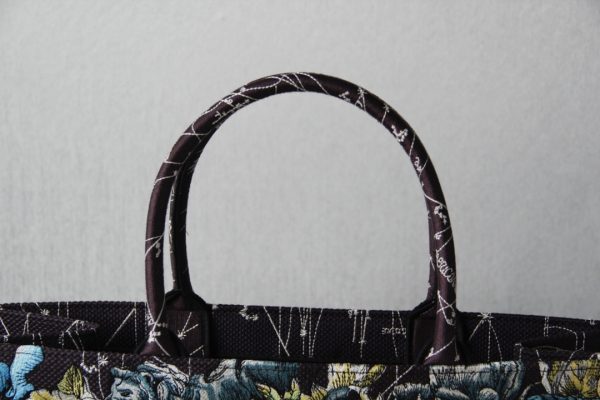 Dior Book Tote - Image 5