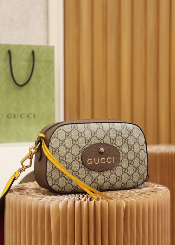 Nev Vintage  Retro handbag - Image 2