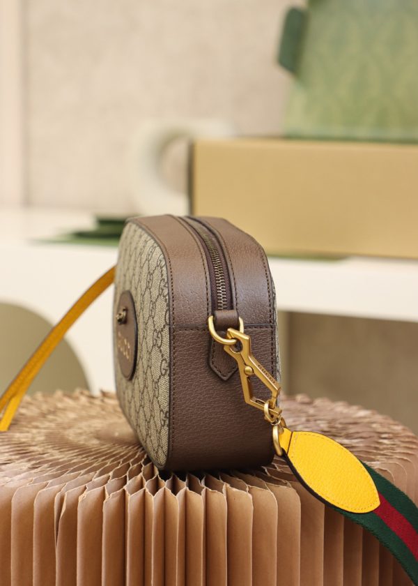 Nev Vintage  Retro handbag - Image 4