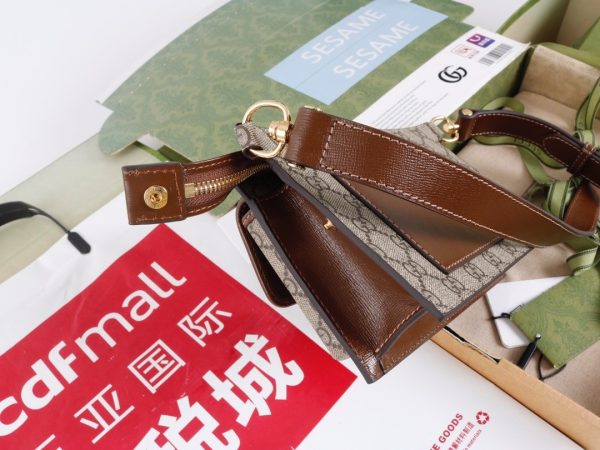 746300 Purse - Image 2