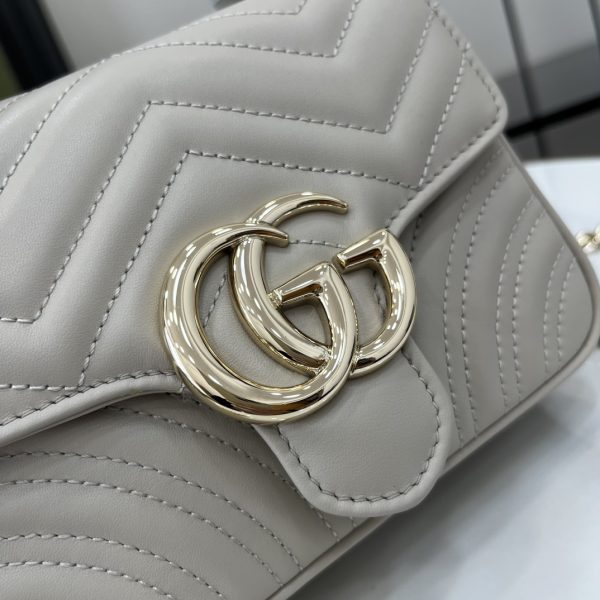 Marmont Mini Handbag. - Image 2