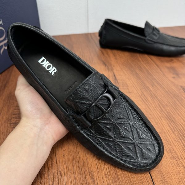 Black pebble-grain leather round-toe shoes - Image 4