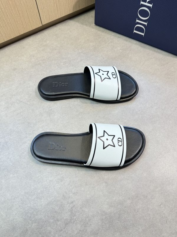 Leisure flip-flops
