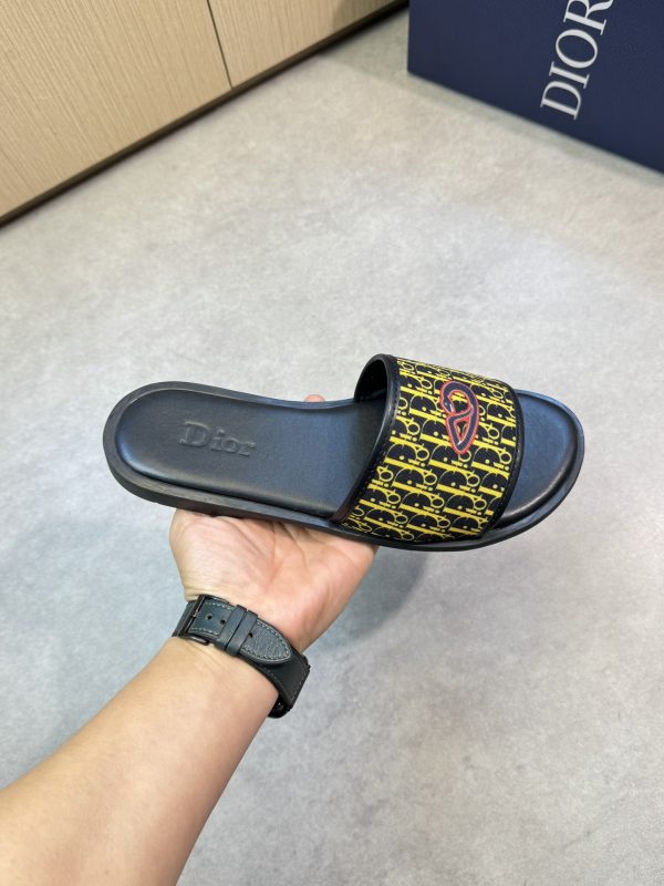 Leisure flip-flops - Image 4