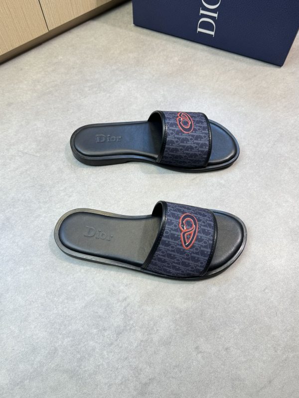 Leisure flip-flops