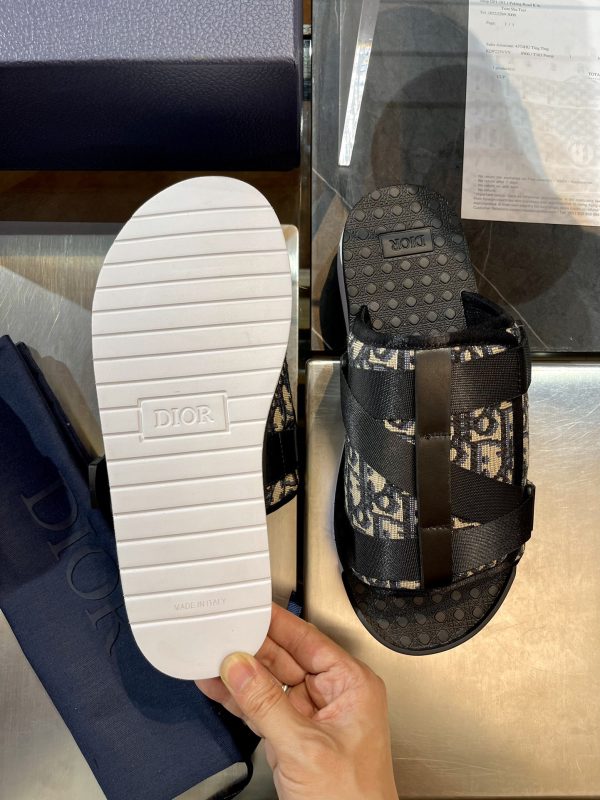 Flip-flop - Image 5