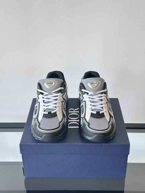 B30 Series Sports Shoes - Image 2