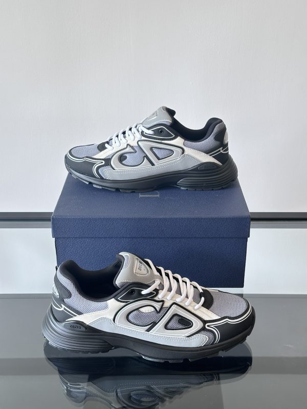 B30 Series Sports Shoes - Image 4
