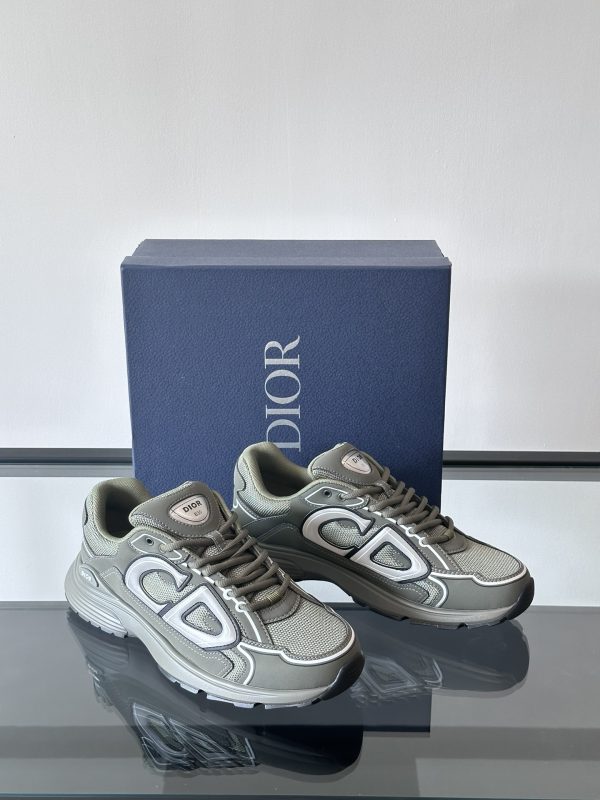 B30 Series Sports Shoes - Image 5