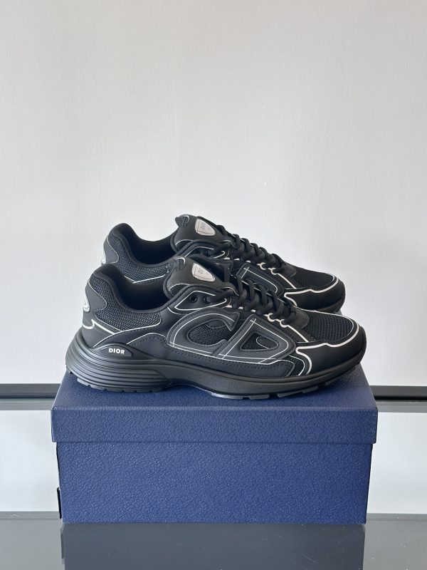 B30 Series Sports Shoes