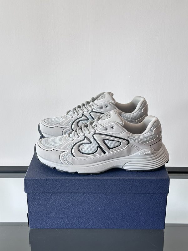 B30 Series Sports Shoes - Image 3