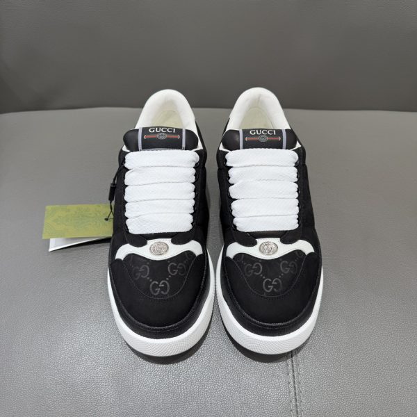 Retro cowhide leather shoes