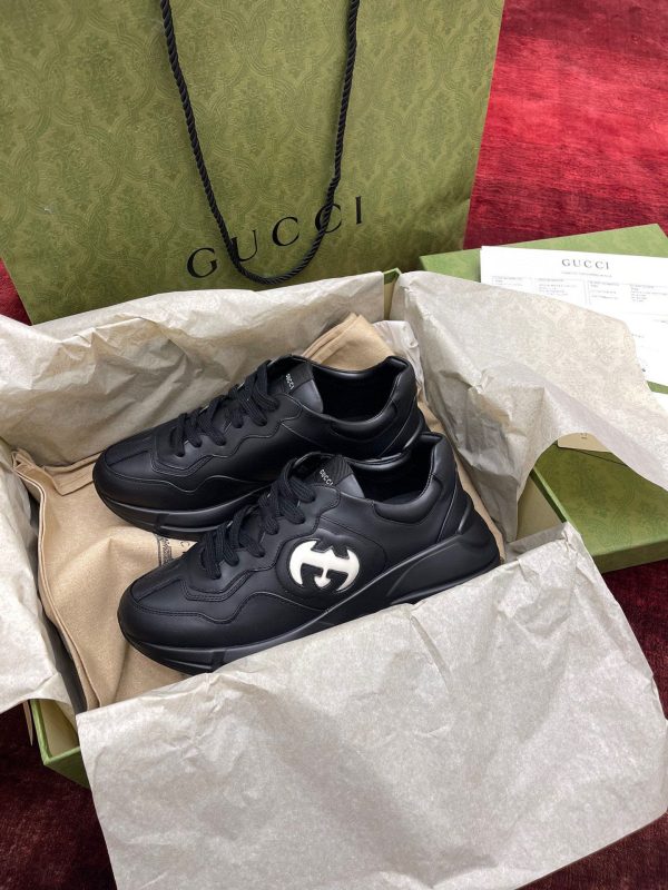 Rhyton series dad shoes